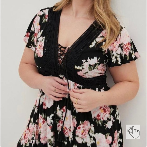 TORRID lace up skater rose floral print gauze woven fabric 2X - Picture 3 of 10